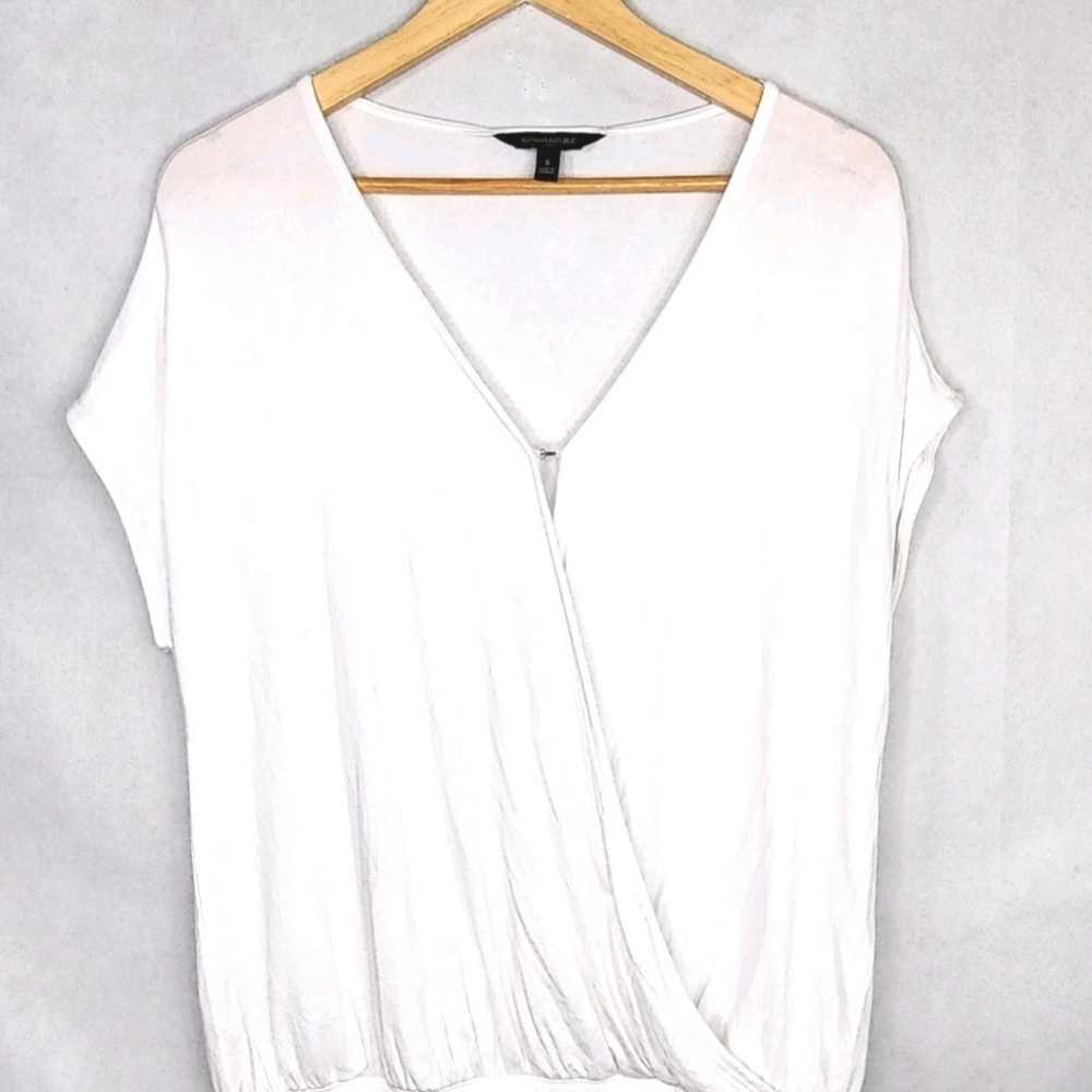 Banana Republic Women’s White Surplice Wrap Top – Short Sleeve V-Neck Blouse